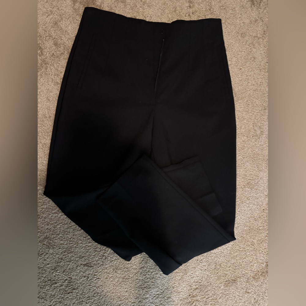 Black Zara tailored pant - new without tags